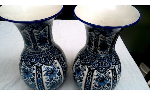 VAAS DELFTS LOT VAN 2