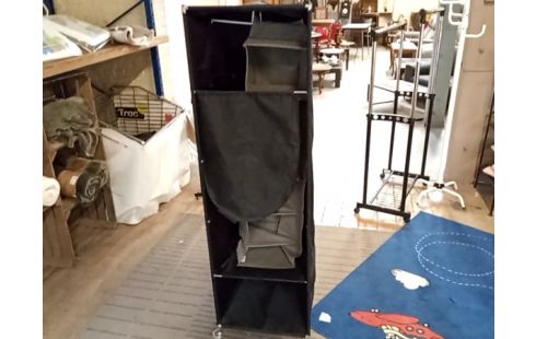 CABINET d'essayage tissu à roulettes