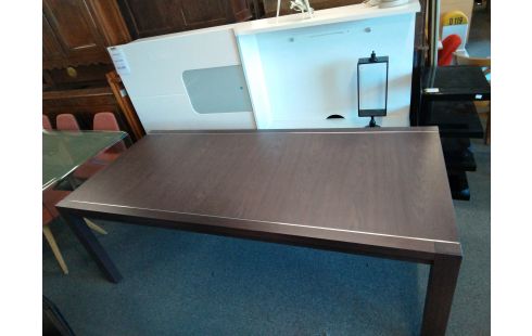 TABLE RECTANGULAIRE CHENE ET PLAQUAGE 220 CM