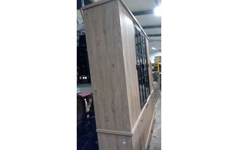 VITRINE BRENTFORD +LED 240CM MANQUE PLANCHES