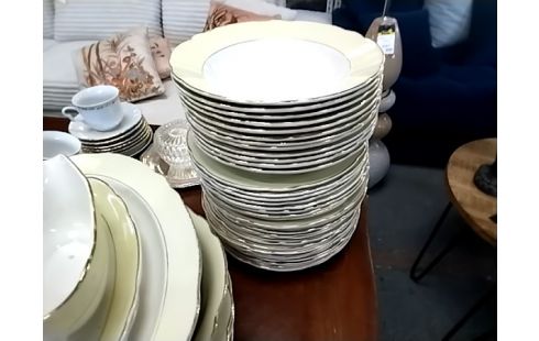 SERVICE SARREGUEMINES JAUNE BORDURES DOREES