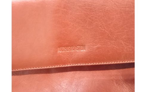 SAC BANDOULIERE cuir camel arthur&aston