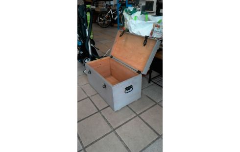 KOFFER 1, , HOLZ GRAU