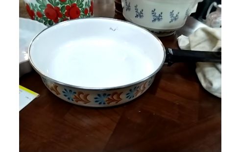 CASSEROLE BEIGE FLEURS BLEUES/ORANGE