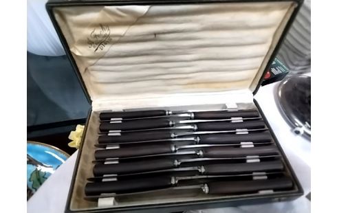 COUTEAU SERVICE A. FOCH