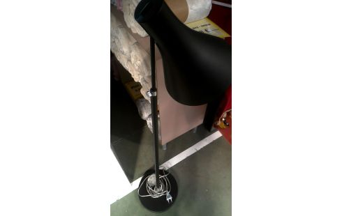 LAMP STAAND ZWART METAAL