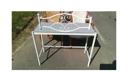 COIFFEUSE LAQUE BLANCHE