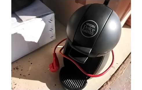 CAFETIERE NESCAFÉ DOLCE GUSTO + RES