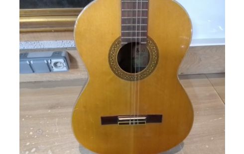 GUITARE JAPONAISE SIGNÉ