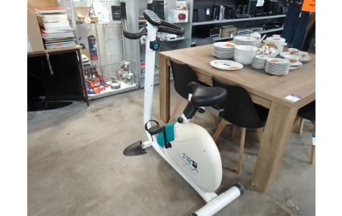VELO D'APPARTEMENT DECATHLON