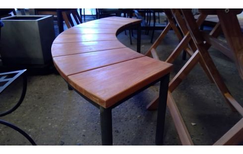 BANC DE JARDIN DEMI CERCLE