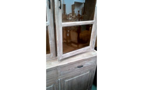 MUEBLE BAJO. TECA MACIZO LACADO BISELADO HIELO 4 PUERTAS 2 CAJONES