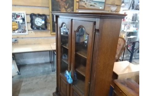 VITRINE 2 PORTES BOIS MASSIF