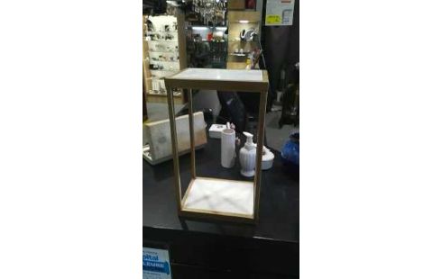 ESTANTERÍA DE PARED MÁRMOL