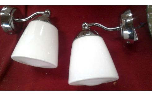MUURLAMP LOT VAN 2