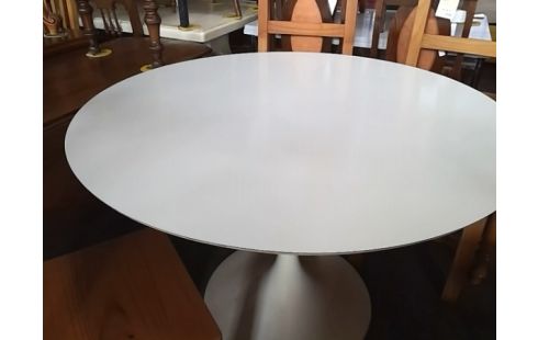 TABLE RONDE BLANCHE TULIPE