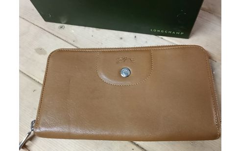 PORTEFEUILLE CUIR BRUN LONGCHAMP