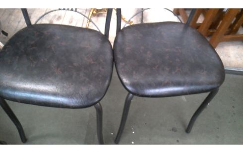 KEUKENSTOEL LOT VAN 2