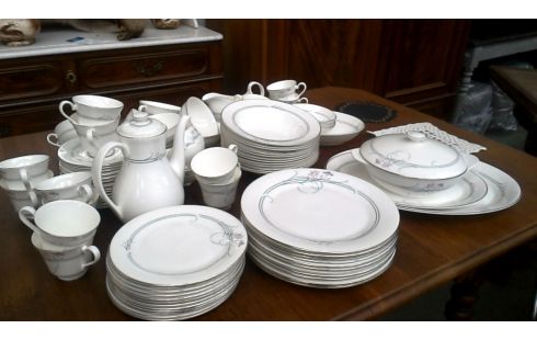 SERVIES ROYAL DOULTON