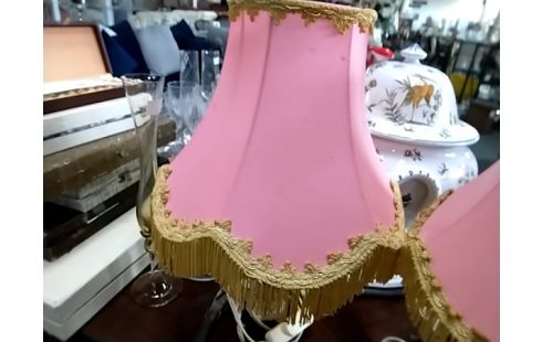 LAMPE PORCELAINE ROSE