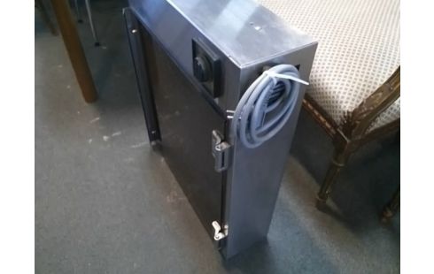 STERILISATEUR DE COUTEAUX DE CUISINE