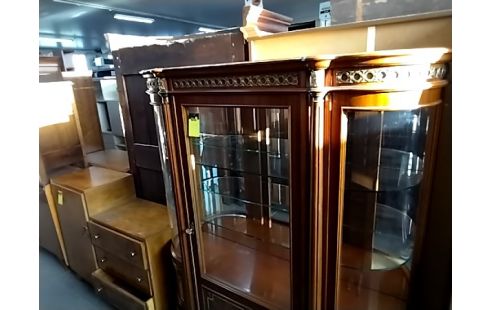 VITRINE STYLE ANGLAIS