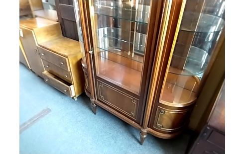 VITRINE STYLE ANGLAIS