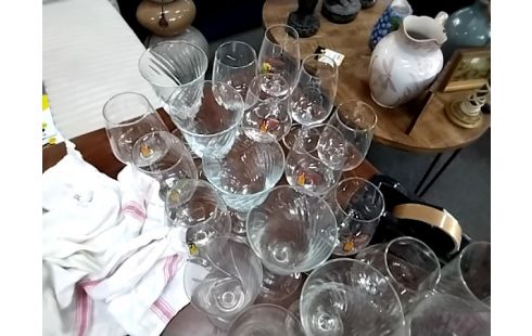 SERVICE DE VERRES 6F 6V 5V