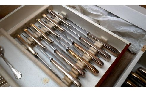 CUBIERTO PLATEADO ART DECO