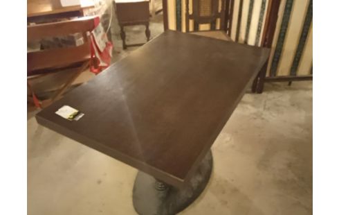 TABLE BISTROT PIED FONTE