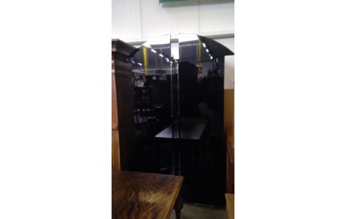 KAST DESIGN 80TIES ZWART/MEMPHIS STYLE