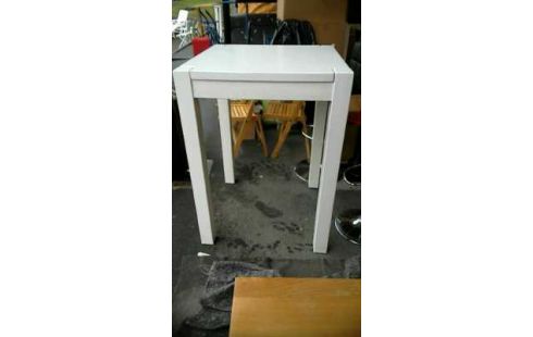 MANGE DEBOUT BOIS BLANC