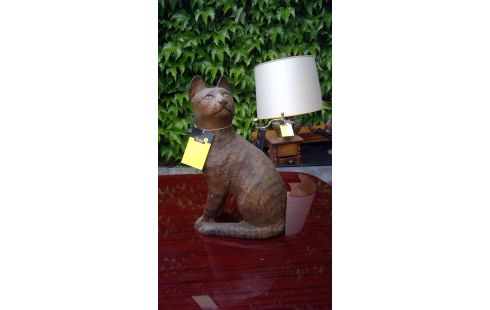 STATUE CHAT EN BOIS SCULPTEE