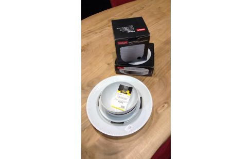 SET DE VAISSELLE (2 BOLS + 4 ASSIETTES) BODUM