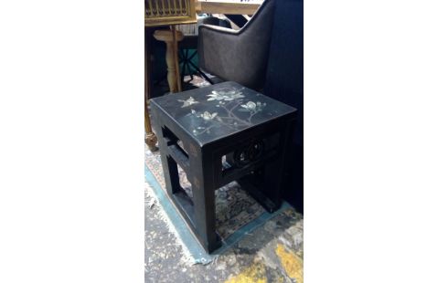 BOUT DE CANAPE CHINOIS