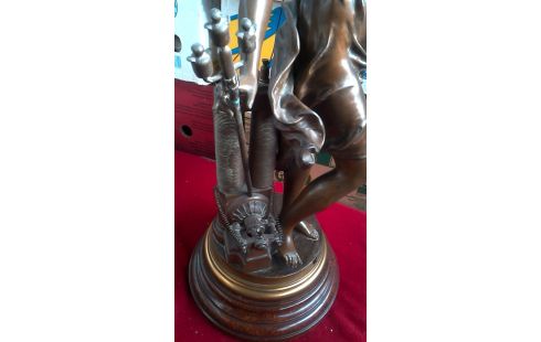 BEELD ZAMAK L'ELECTRICITE