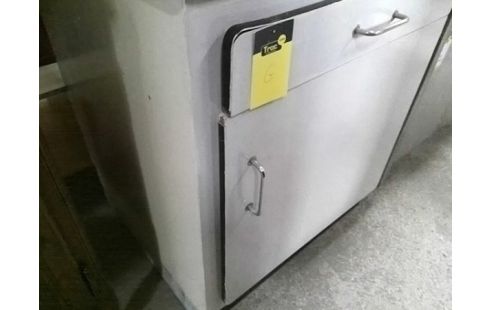 MEUBLE 1T 1P FORMICA