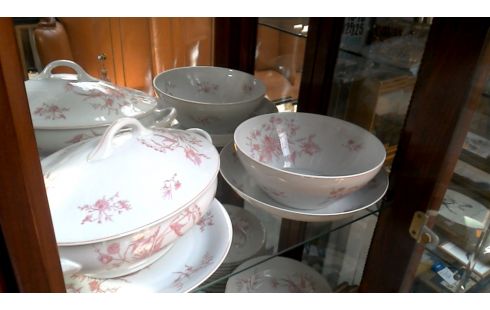 SERVIES LIMOGES VIEUX ROSE