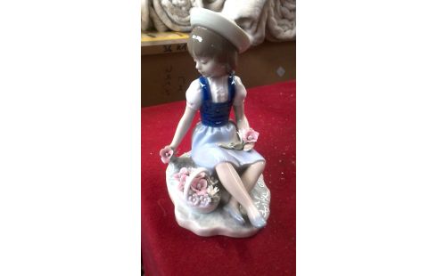 ESTATUÍLLA, , FLORERO