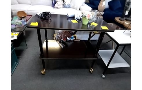 TABLE TV 2 PLATEAUX SUR ROULETTES VINTAGE