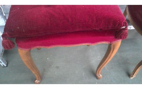 REPOSAPIÉS BRETÓN BURDEOS TERCIOPELO