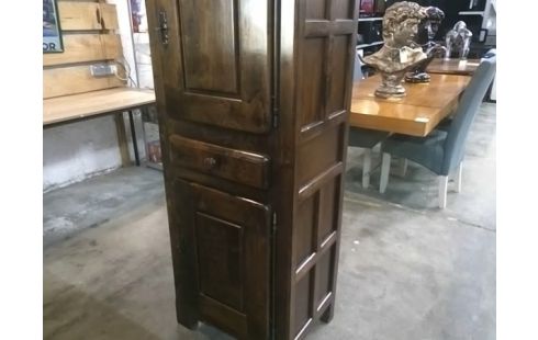 HOMME DEBOUT 2 PORTES 1 TIROIR