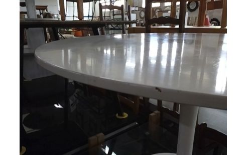 TABLE RONDE PIED TULIPE