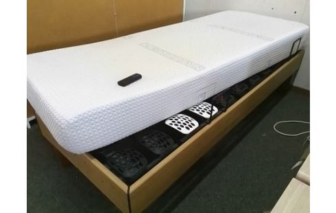 LIT ELECTRIQUE 80X200 AVEC MATELAS (AVEC TELECOMMANDE)