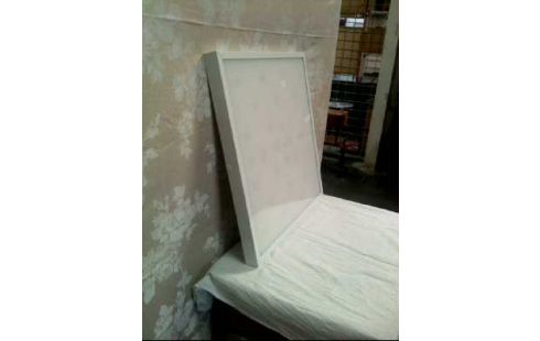 PLAFÓN BLANCO CUADRADO FUENTE