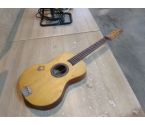GUITARE PM EN L'ETAT
