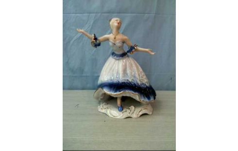 PORZELLANFIGUR <ARPO> DAME IN BLAUEM KLEID