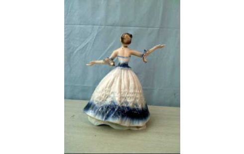 PORZELLANFIGUR <ARPO> DAME IN BLAUEM KLEID