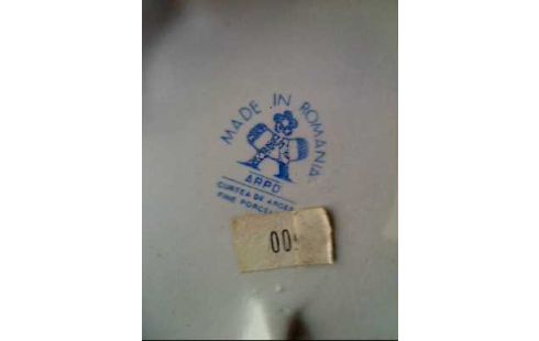 PORZELLANFIGUR <ARPO> DAME IN BLAUEM KLEID