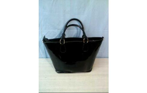 HANDTASCHE <L.CREDI> SCHWARZ LEDEROPTIK